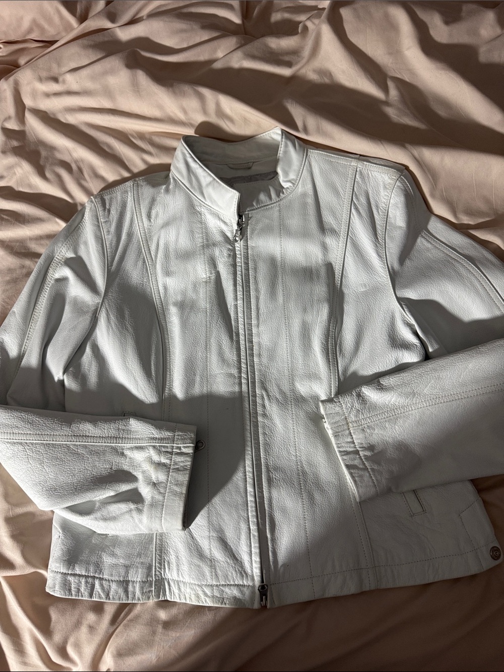 Women’s white leather jacket